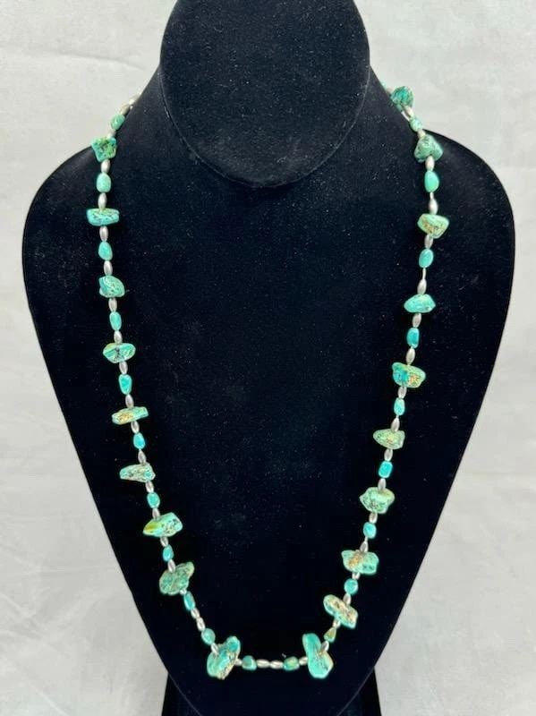 OLD PAWN NAVAJO TURQUOISE AND STERLING SILVER NECKLACE 26: OLD PAWN NAVAJO TURQUOISE AND STERLING SILVER NECKLACE 26” Old Pawn Navajo Turquoise Necklace 26" Nuggets are 1/4" to 1"