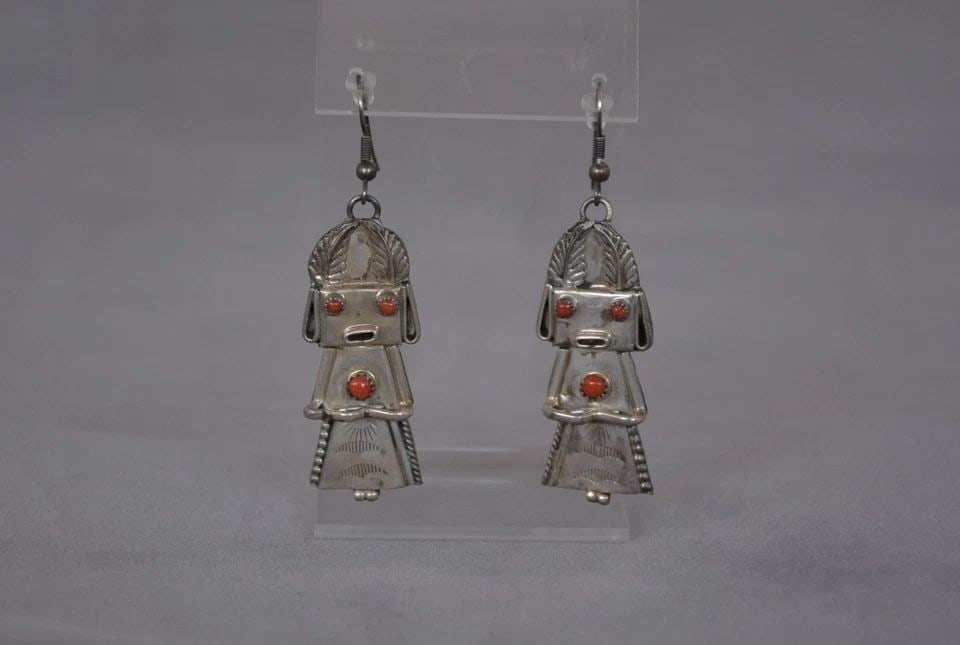 VINTAGE NAVAJO STERLING SILVER KACHINA EARRINGS - CORAL - 2.5" DROP - DANGLES: VINTAGE NAVAJO STERLING SILVER KACHINA EARRINGS - CORAL - 2.5" DROP - DANGLES This pair of vintage sterling silver earrings have been beautifully crafted by Navajo artist Frank Yazzie. The kachina hav