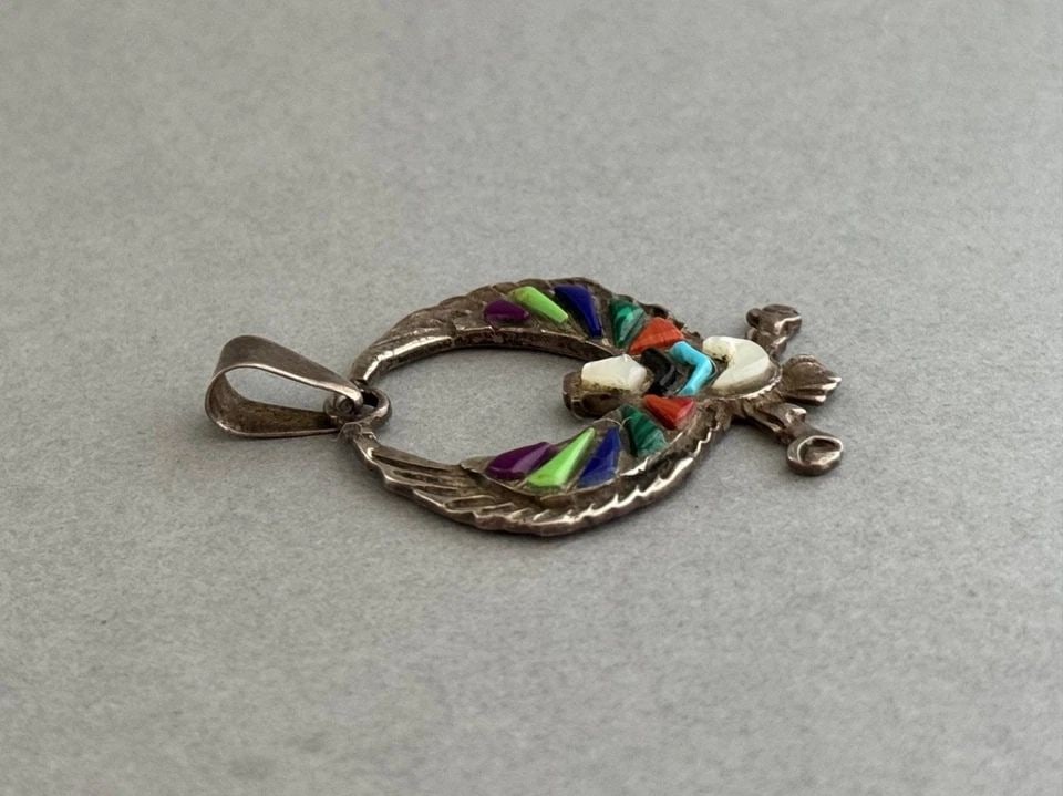 VINTAGE ZUNI STERLING SILVER WITH MULTIPLE STONES AND SHELL EAGLE PENDANT (1 of 2)