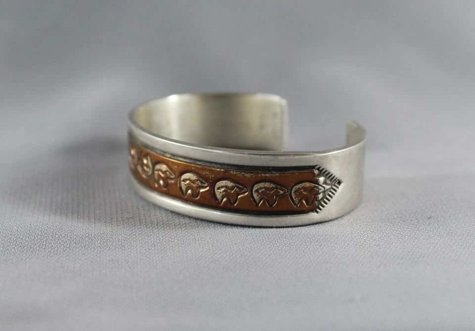 NAVAJO STERLING AND COPPER BRACELET SIGNED B&M BILL NAVAJO 50 GRAMS (1 of 2)