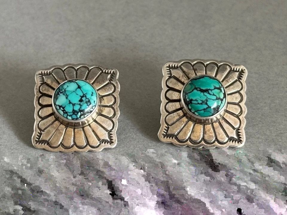 VINTAGE NAVAJO LEONARD PLATERO STERLING SILVER AND TURQUOISE EARRINGS (1 of 2)