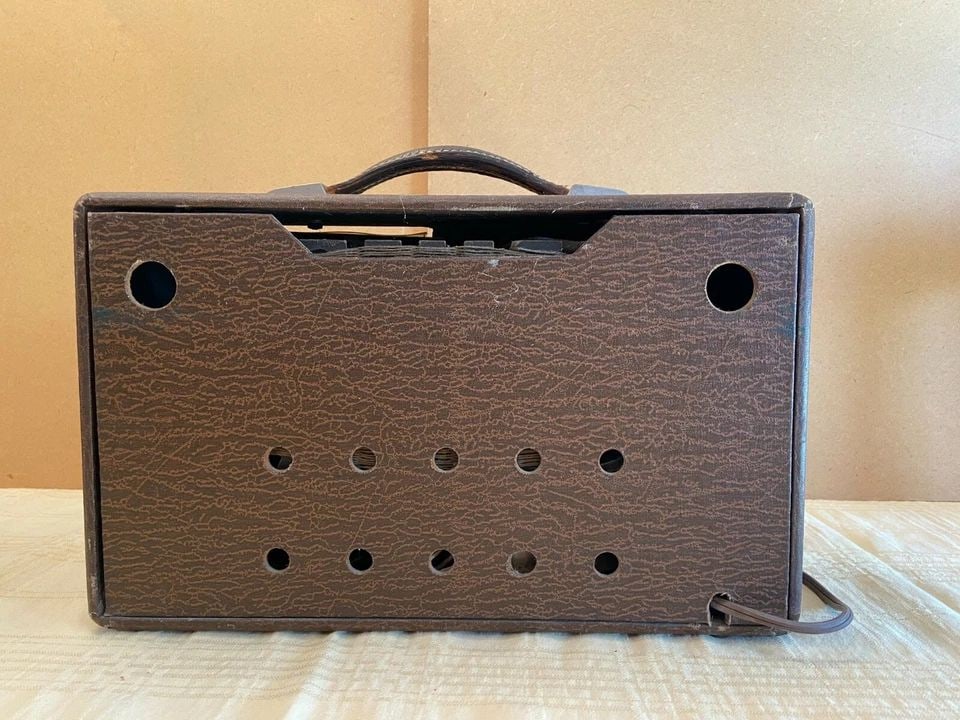 WORKING ANTIQUE EMERSON RADIO MODEL 505 - 3 WAY 7 TUBE SUPERHETERODYNE - PAPERS (1 of 2)