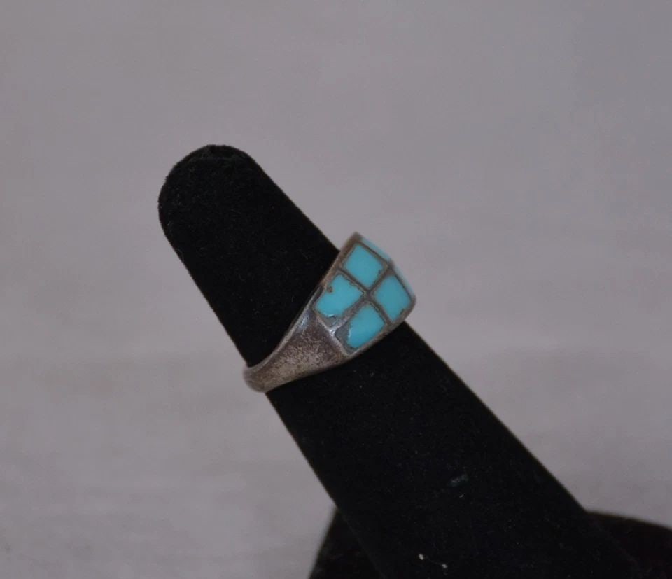 OLD PAWN STERLING SILVER ZUNI TURQUOISE CHANNEL INLAY RING - SIZE 4 1/4 (1 of 2)