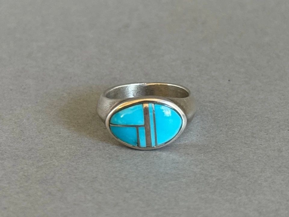 UNUSED NAVAJO STERLING SILVER WITH INLAID TURQUOISE RING SIZE 5 1/2 (1 of 2)