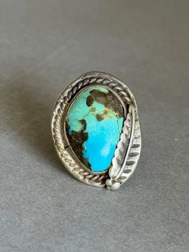OLD PAWN NAVAJO STERLING SILVER AND TURQUOISE RING SIZE 3 3/4 (1 of 1)