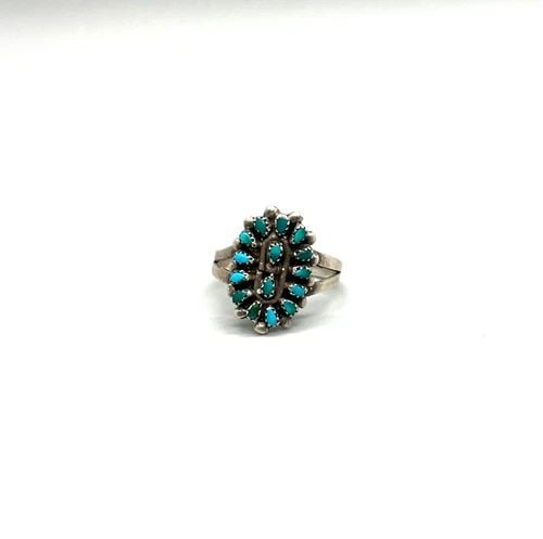 OLD PAWN ZUNI STERLING SILVER AND TURQUOISE RING SIZE 6 1/2: OLD PAWN ZUNI STERLING SILVER AND TURQUOISE RING SIZE 6 1/2 Item Description: 3/4 " Tall