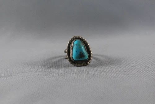 OLD PAWN NAVAJO STERLING SILVER AND TURQUOISE RING SIZE 4 3/4: Item Description: 3/4” tall