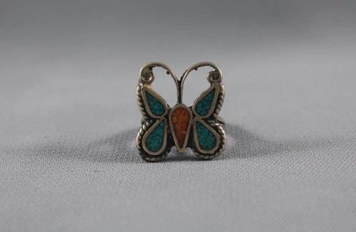 OLD PAWN NAVAJO TURQUOISE AND CORAL BUTTERFLY RING SIZE 5: OLD PAWN NAVAJO TURQUOISE AND CORAL BUTTERFLY RING SIZE 5 Item Description: 7/8” tall