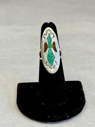 OLD PAWN NAVAJO STERLING SILVER RING TURQUOISE AND CORAL WATERBIRD INLAY 5 3/4: OLD PAWN NAVAJO STERLING SILVER RING TURQUOISE AND CORAL WATERBIRD INLAY 5 3/4 Old Pawn Navajo Sterling Silver Ring with Turquoise and Coral Waterbird Inlay. Size 5 3/4 1 1/2” tall