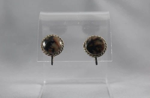 OLD PAWN NAVAJO SCREW BACK EARRINGS: OLD PAWN NAVAJO SCREW BACK EARRINGS Item Description: 5/8”