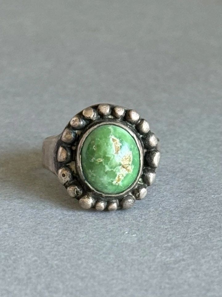 OLD PAWN NAVAJO STERLING SILVER AND TURQUOISE RING. SIZE 4 3/4: OLD PAWN NAVAJO STERLING SILVER AND TURQUOISE RING. SIZE 4 3/4 Old Pawn Navajo Sterling Silver and Turquoise Ring. Size 4 3/4 1/2” Tall