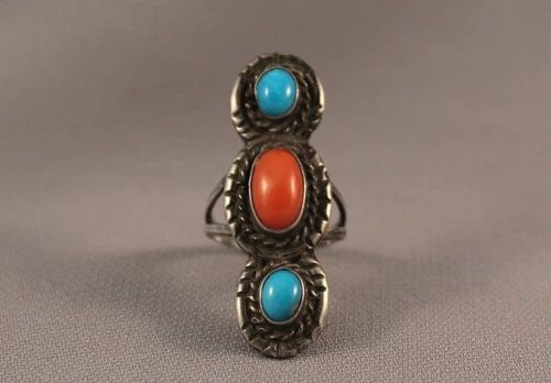 OLD PAWN NAVAJO STERLING SILVER AND TURQUOISE CORAL RING SIZE 6 1/4: OLD PAWN NAVAJO STERLING SILVER AND TURQUOISE CORAL RING SIZE 6 1/4 Item Description: 1 5/8” tall