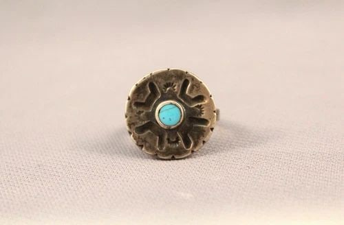 OLD PAWN NAVAJO INDIAN STERLING SILVER TURQUOISE RING - SUN RAY DESIGN SZ 6 1/2 (1 of 2)