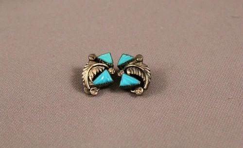 OLD PAWN VINTAGE ZUNI STERLING SILVER AND CARVED TURQUOISE EARRINGS: OLD PAWN VINTAGE ZUNI STERLING SILVER AND CARVED TURQUOISE EARRINGS Item Description: 1/2" width