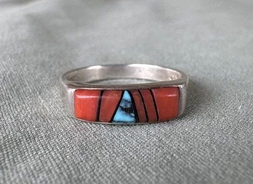 VINTAGE STERLING SILVER TURQUOISE , CORAL RING SIZE 6: VINTAGE STERLING SILVER TURQUOISE , CORAL RING SIZE 6 3/8" Wide .. Size 6 Throughout the 40 years that I have been in business, I have purchased jewelry from pawn shops throughout the Southwest that h