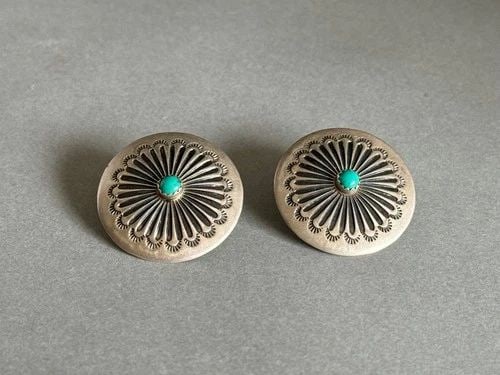 VINTAGE STERLING SILVER EARRINGS WITH TURQUOISE. SIGNED LO. 1 1/4 (1 of 2)