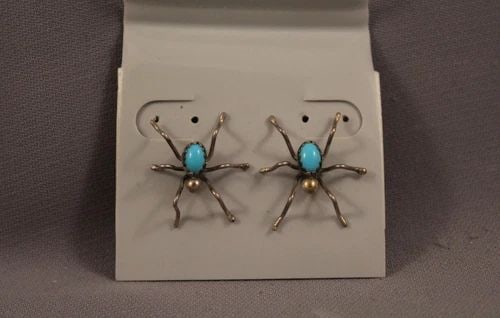 VINTAGE NAVAJO SILVER AND TURQUOISE EARRINGS - SPIDERS ... (1 of 2)