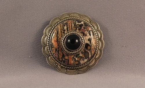 OLD PAWN STERLING SILVER AND STONE NAVAJO PIN - 1 5/8" ACROSS: OLD PAWN STERLING SILVER AND STONE NAVAJO PIN - 1 5/8" ACROSS Item Description: This pin measures 1 5/8" across and weighs 18 grams. It is marked sterling and is in great vintage condition.