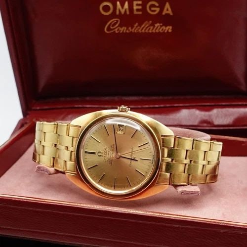 OMEGA CONSTELLATION 18K YELLOW GOLD AUTOMATIC WATCH - 34MM BOX: OMEGA CONSTELLATION 18K YELLOW GOLD AUTOMATIC WATCH - 34MM BOX Omega Constellation 18K Yellow Gold Automatic Watch Case Size - 34mm Fits up to 7.25" Wrist 168.009 168.017 Total Weight - 115.8 Grams Ov