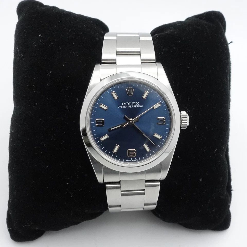 ROLEX OYSTER PERPETUAL 77080 STAINLESS STEEL BLUE DIAL WATCH 31MM: ROLEX OYSTER PERPETUAL 77080 STAINLESS STEEL BLUE DIAL WATCH 31MM Rolex Oyster Perpetual Reference - 77080 Stainless Steel Blue Dial Automatic Watch Case Size - 31mm Fits up 6.25" Wrist Very Great & P