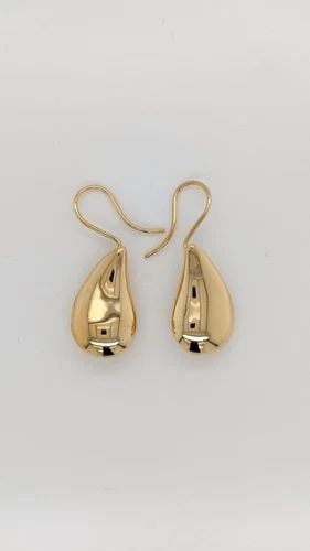 TIFFANY & CO. ELSA PERETTI 18K YELLOW GOLD LARGE TEARDROP PIERCED DROP EARRINGS: Tiffany & Co. Elsa Peretti 18k Yellow Gold Large Teardrop Pierced Drop Earrings Weight - 8.8 Grams 20.5mm Long Professionally Polished & Looks Brand New Pouch NOT Included