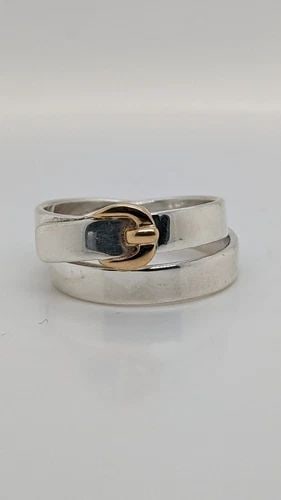 HERMES STERLING SILVER 18K YELLOW GOLD BELT BUCKLE BAND RING SIZE 52MM US 6: VINTAGE HERMES STERLING SILVER 18K YELLOW GOLD BELT BUCKLE BAND RING - SIZE 6.5 Vintage Hermes Sterling Silver & 18k Gold Belt Buckle Ring Ring Size - 6.5 Total Weight - 5.8 Grams Professionally Polis
