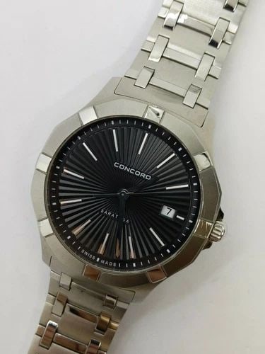 CONCORD SARATOGA 320154 STAINLESS STEEL QUARTZ WATCH 40MM - BOX & PAPERS: CONCORD SARATOGA 320154 STAINLESS STEEL QUARTZ WATCH 40MM - BOX & PAPERS Concord Saratoga Stainless Steel Quartz Watch Reference - 320154 02.1.14.1058 Case Size - 40mm Full Bracelet - Fits Up to a 7.7