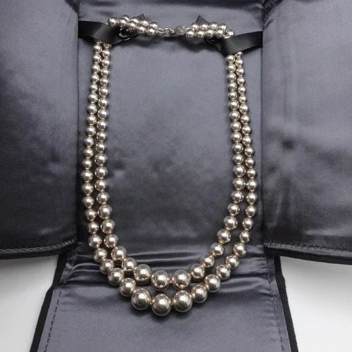 TIFFANY & CO. HARDWEAR STERLING SILVER DOUBLE STRAND BEAD NECKLACE 16" POUCH: TIFFANY & CO. HARDWEAR STERLING SILVER DOUBLE STRAND BEAD NECKLACE 16" POUCH Tiffany & Co. HardWear Sterling Silver Double Strand Bead Graduated Necklace Length - 16" Long Ball Size (Min - Max) - 6mm 