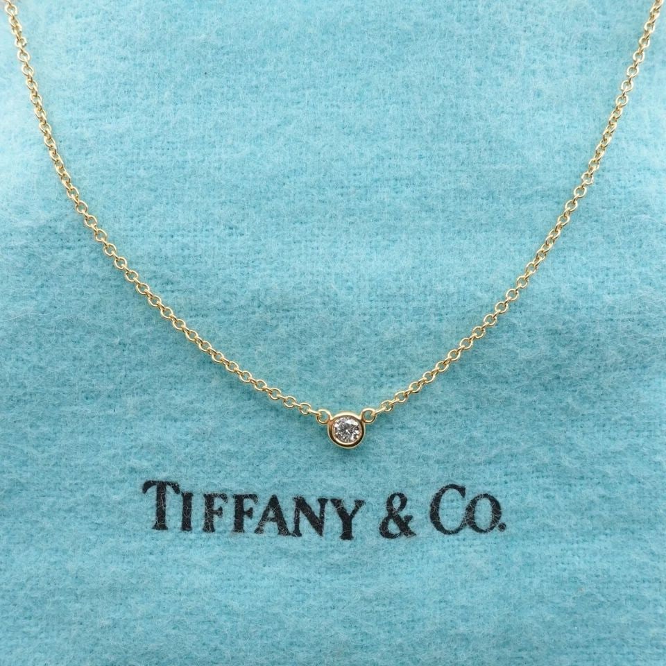 TIFFANY & CO. PERETTI DIAMONDS BY THE YARD SINGLE BRILLIANT DIAMOND NECKLACE 16": TIFFANY & CO. PERETTI DIAMONDS BY THE YARD SINGLE BRILLIANT DIAMOND NECKLACE 16" Tiffany & Co. Elsa Peretti Diamonds By The Yard Bezel Round Brilliant Cut Solitaire Necklace Length - 16" Long Chain Wi