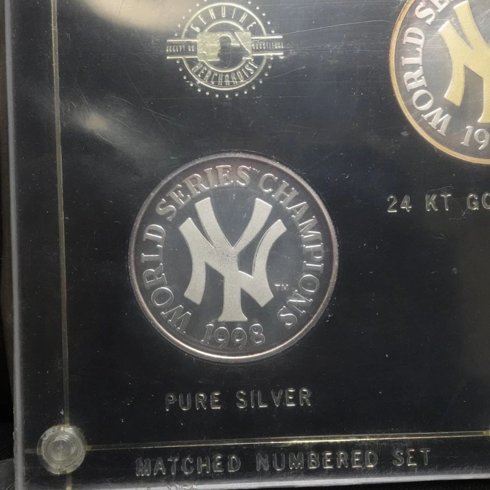 1998 NEW YORK YANKEES WORLD SERIES CHAMPIONS PROOF SET COIN LIMITED 161/1000 (1 of 1)