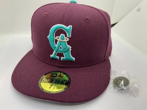 EXCLUSIVE NEW ERA 59FIFTY LOS ANGELES ANGELS 35TH ANNIVERSARY PATCH 7 1/4 - NEW: EXCLUSIVE NEW ERA 59FIFTY LOS ANGELES ANGELS 35TH ANNIVERSARY PATCH 7 1/4 - NEW Exclusive New Era 59Fifty Los Angeles Angels 35th Anniversary Patch Fitted Hat Size - 7 1/4 BRAND NEW