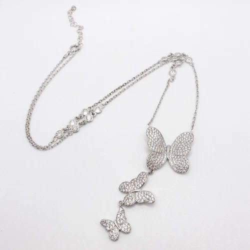 ITALY STERLING SILVER PAVE BUTTERFLY CLEAR CZ CUBIC ZIRCONIA DANGLE NECKLACE: ITALY STERLING SILVER PAVE BUTTERFLY CLEAR CZ CUBIC ZIRCONIA DANGLE NECKLACE Italy Sterling Silver Pave Butterfly Clear Cubic Zirconia Dangle Charm Necklace Length - 18 - 20" Chain Width - 1mm & 4mm P