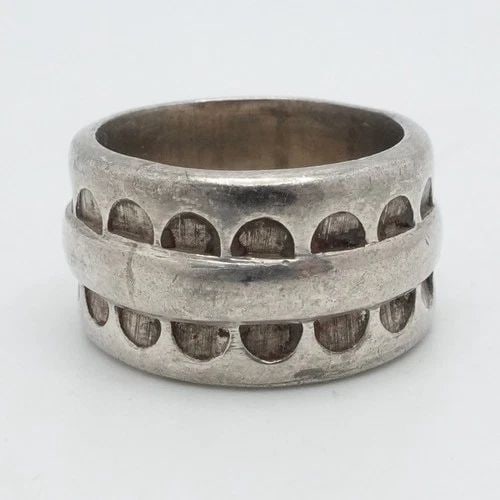 STERLING SILVER HALF MOON WIDE BAND RING SIZE 6 (1 of 2)