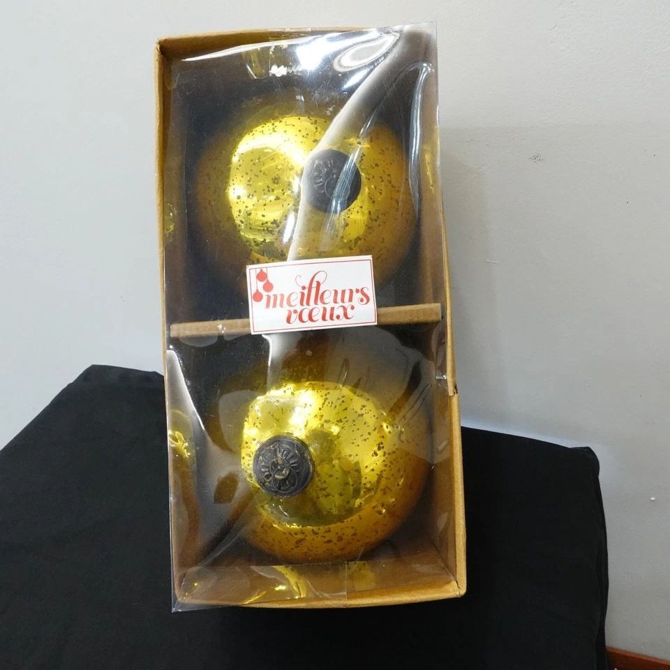 SERENE SPACE LIVING 2 PCS ANTIQUE GOLD MERCURY GLASS BALL LARGE ORNAMENT - 7.5" (1 of 1)