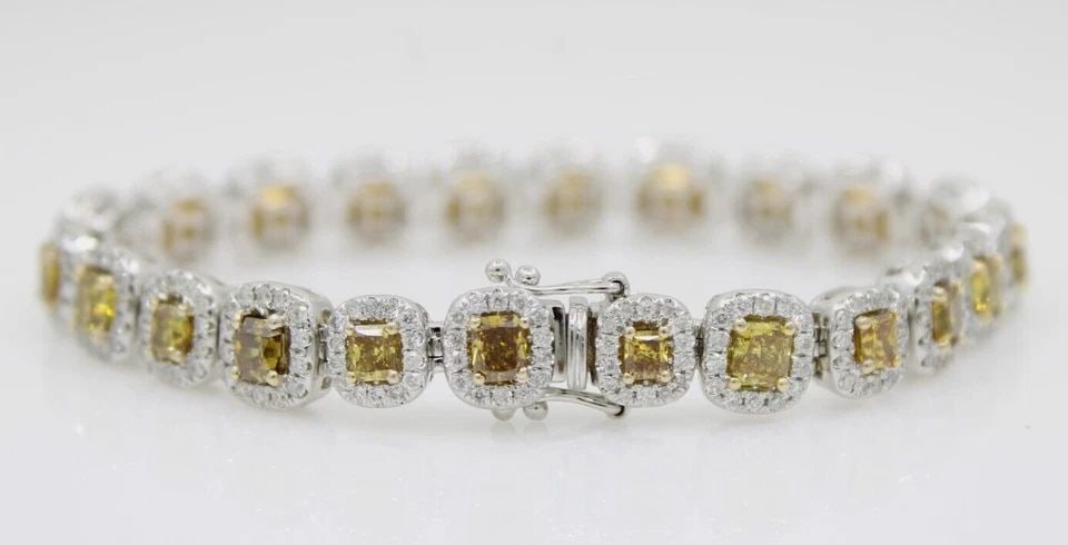 GIA HANA 18K WHITE GOLD 8.74 TCW NATURAL YELLOW RADIANT DIAMOND TENNIS BRACELET: GIA HANA 18K WHITE GOLD 8.74 TCW NATURAL YELLOW RADIANT DIAMOND TENNIS BRACELET GIA HANA 18K WHITE GOLD 8.74 TCW NATURAL YELLOW RADIANT DIAMOND TENNIS BRACELET Description GIA Hana 18k White Gold Natu