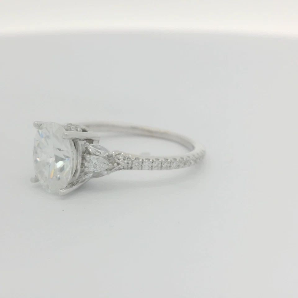 18K WHITE GOLD 2CT MOISSANITE & LAB GROWN DIAMOND ENGAGEMENT RING SZ 7.5 - 3.8 G (1 of 1)