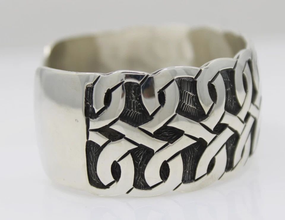 STERLING SILVER MEXICO CUFF BRACELET 6" - 53.9 GRAMS (1 of 1)