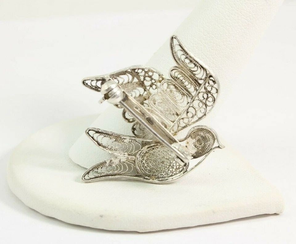 VINTAGE STERLING SILVER 800 DOVE FILIGREE BROOCH ~ 3.9 GRAMS (1 of 1)