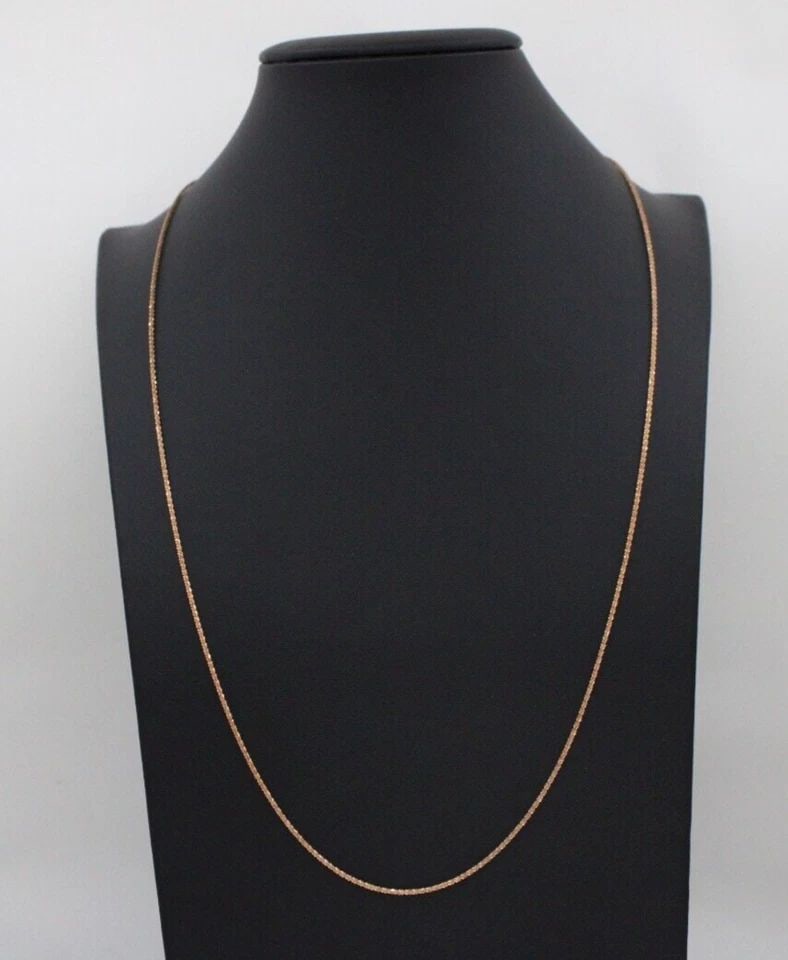 JACMEL MAURITIUS JCM 925 SILVER ROSE GOLD TONE 1.5MM SNAKE CHAIN 24" NECKLACE: JACMEL MAURITIUS JCM 925 SILVER ROSE GOLD TONE 1.5MM SNAKE CHAIN 24" NECKLACE Description Jacmel Mauritius JCM 925 Silver Rose Gold Tone 1.5mm Snake Chain 24" Necklace Pretty designer chain in great c