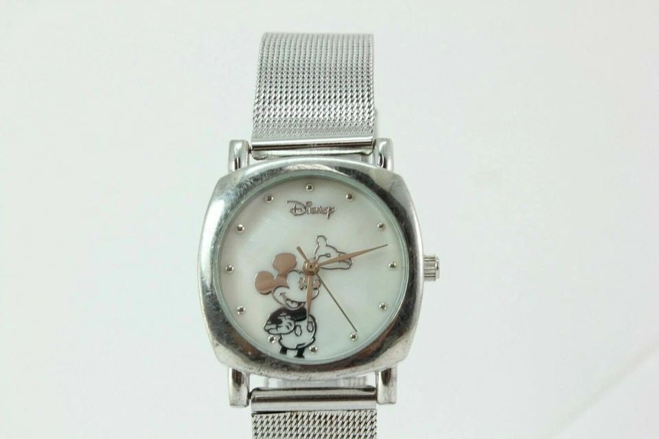 DISNEY MICKEY ACCUTIME MOTHER OF PEARL DIAL MESH BAND LADIES WATCH MK2010: DISNEY MICKEY ACCUTIME MOTHER OF PEARL DIAL MESH BAND LADIES WATCH MK2010 Description DISNEY MICKEY ACCUTIME MOTHER OF PEARL DIAL MESH BAND LADIES WATCH MK2010 New battery Installed. In great working 