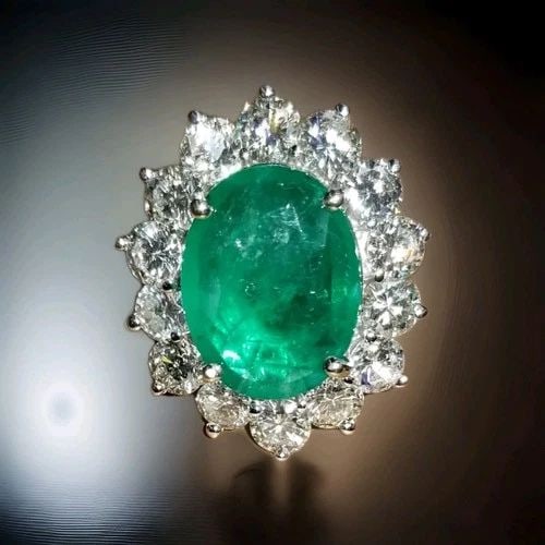 14K WHITE GOLD ENGAGEMEN RING WITH 11.22CT NATURAL OVAL GREEN GEMSTONE & DIAMOND (1 of 2)