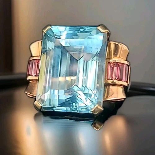 ANTIQUE 14K ROSE GOLD RING 52.22 CARAT NATURAL SKY BLUE AQUAMARINE EMERALD CUT: VINTAGE 14K ROSE GOLD RING 52.22.CT. NATURAL SKY BLUE AQUAMARINE CIRC 1900'S STUNNING ANTIQUE 14K ROSE GOLD RING NATURAL GEM SKY BLUE AQUAMARINE IN EMERALD SHAPE CENTER 52.22CARAT NATURAL AQUAMARINE S