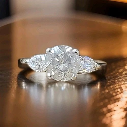 VINTAGE PLATINUM ENGAGEMENT RING 2.03CT.NATURAL ROUND SHAPE DIAMOND CIRC 1950'S: Vintage Platinum Engagement Ring 2.03CT.Natural Round Shape Diamond Circ 1950's This gorgeous vintage platinum engagement ring, dating to the circa 1950s, features a natural round brilliant diamond we
