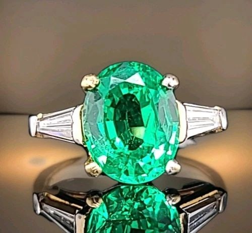 VINTAGE PLATINUM 18K YELLOW GOLD RING 3.78CT.GREEN GARNET TSAVORITE OVAL SHAPE (1 of 2)
