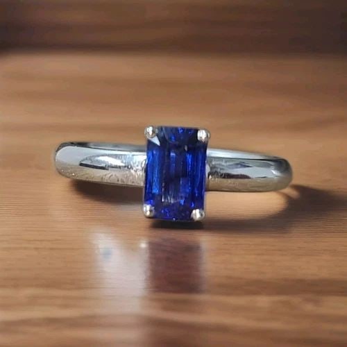 VINTAGE PLATINUM BLUE SAPPHIRE ENGAGEMENT RING 1.24CT EMERALD CUT DESIGN MIMI SO: VINTAGE PLATINUM ENGAGEMENT RING 1.24CT.NATURAL SAPPHIRE BY MIMI SO GIA CERT Here is an outstanding platinum sapphire engagement ring,the beautiful sapphire design gives this ring amazing appeal this 