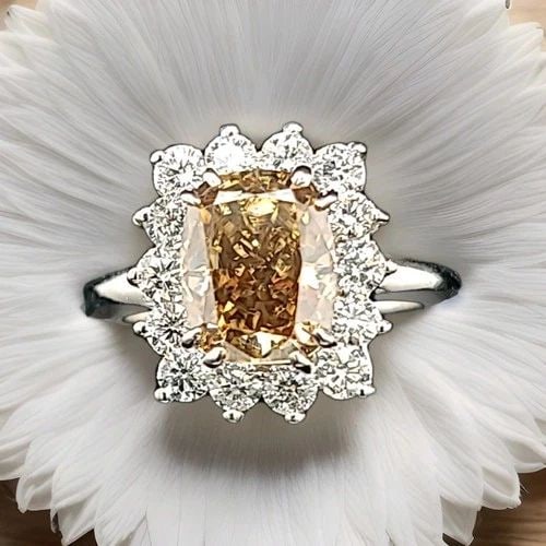 14K WHITE GOLD ENGAGEMENT RING 4.92CT. CHAMPAGNE MOISSANITE CUSHION SHAPE VVS1: 14K WHITE GOLD ENGAGEMENT RING 4.92CT. CHAMPAGNE MOISSANITE CUSHION SHAPE VVS1 14K WHITE GOLD ENGAGEMENT ring 3.57CT cushion CUT champagne MOISSANITE AND side natural DIAMONDS. THIS BEAUTIFUL 3.57CT c