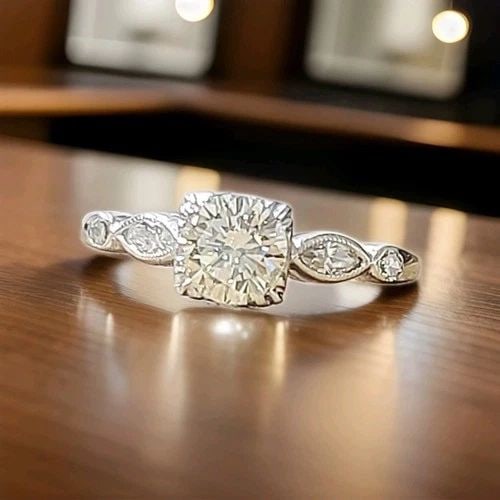 PLATINUM VINTAGE ENGAGEMENT RING 0.70CT. NATURAL ROUND CUT DIAMOND CIRC 1930'S: PLATINUM VINTAGE ENGAGEMENT RING 0.60CT. NATURAL ROUND CUT DIAMOND SI2-H Gorgeous vintage platinum Engagement ring natural round cut Diamond circ 1930's center set natural round diamond weight 0.60ct 