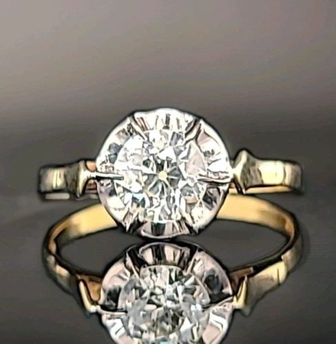 VINTAGE 18K MULTI-GOLD ENGAGEMENT RING 0.73CT. NATURAL OLD EURO ROUND DIAMOND: VINTAGE 18K MULTI-GOLD ENGAGEMENT RING 0.80CT. NATURAL OLD EURO ROUND DIAMOND Stunning Vintage round old euro cut Diamond 18k yellow white gold engagement ring circ 1930's center set natural old euro 