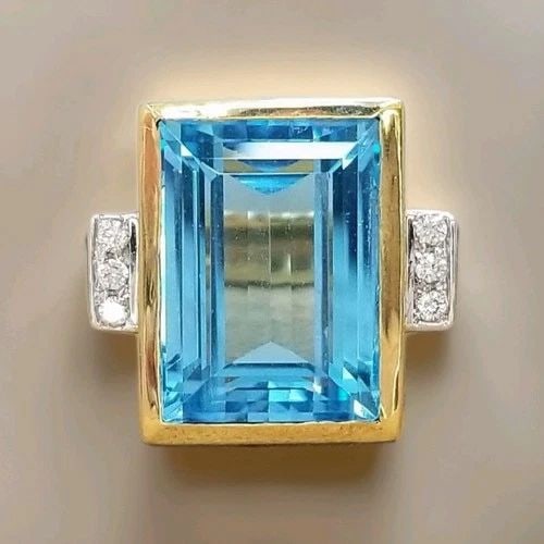 18K YELLOW GOLD 9.25CT BLUE TOPAZ RING ITALIAN DESIGN WITH NATURAL DIAMONDS (1 of 2)