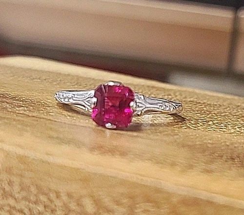 VINTAGE 14K WHITE GOLD ENGAGEMENT RING 1.12CT. NATURAL PINK TOURMALINE RADIANT: VINTAGE 14K WHITE GOLD ENGAGEMENT RING 1.12CT. NATURAL PINK TOURMALINE RADIANT Gorgeous vintage filigree engagement ring crafted in solid 14K white gold, featuring a natural radiant-shaped pink tourma
